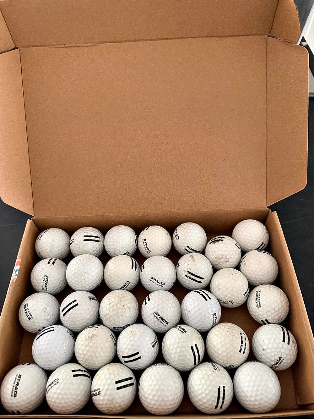32 Strata Super Range Golf Balls White